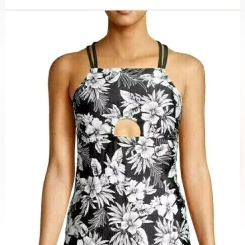 Time and Tru Womens Floral Tankini Swim Black WhiteTop SZ M